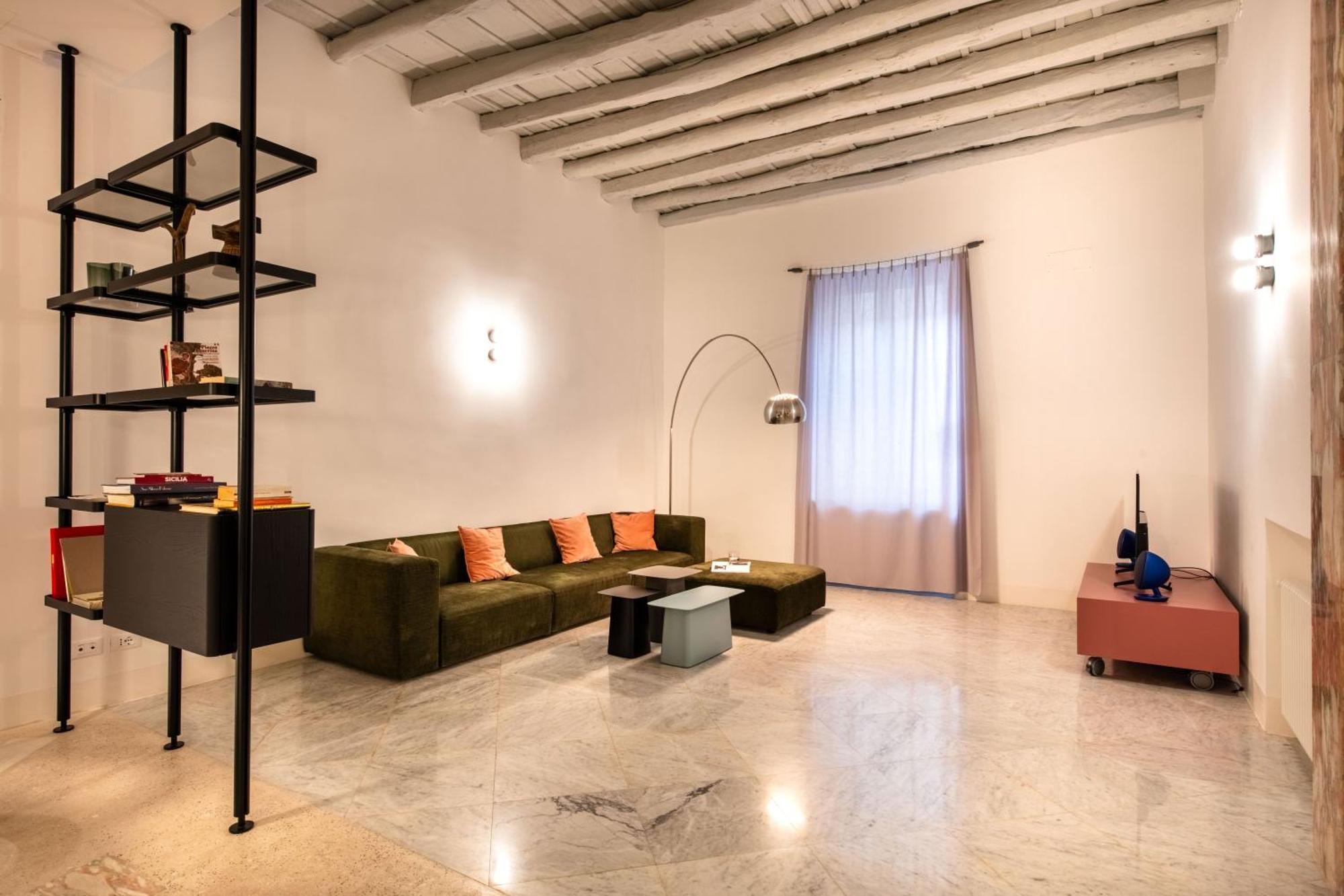 Sartoria Cavour - Modern Sicilian Elegance In A Former Tailor Shop Palermo Exterior photo